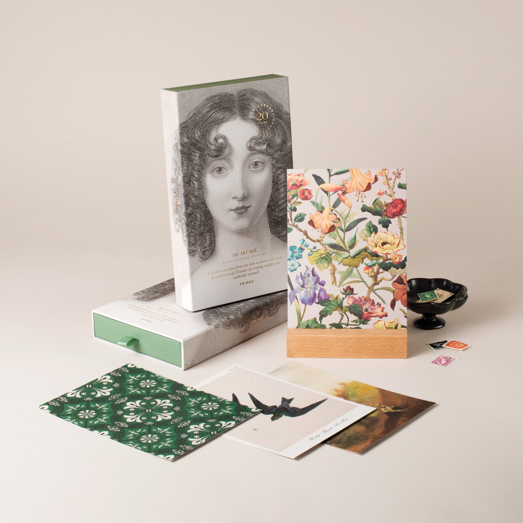 20th Anniversary Memento Art Box Postcard Set