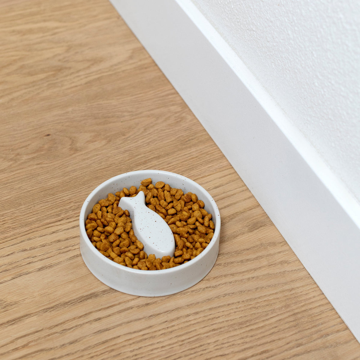 Speckled Fish Bone Small Cat Bowl